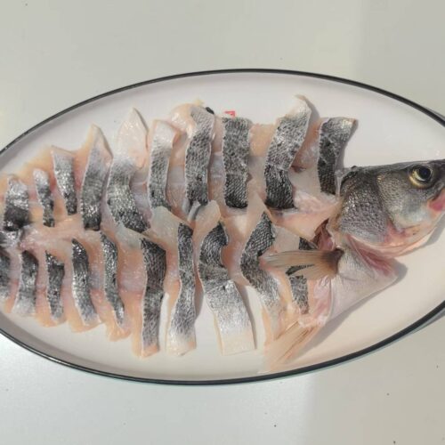 Pure Small Fish Slices – No Additives, Quick-Frozen